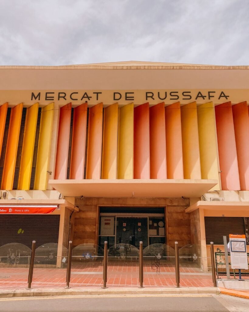 Best photo Spots Valencia Russia Market